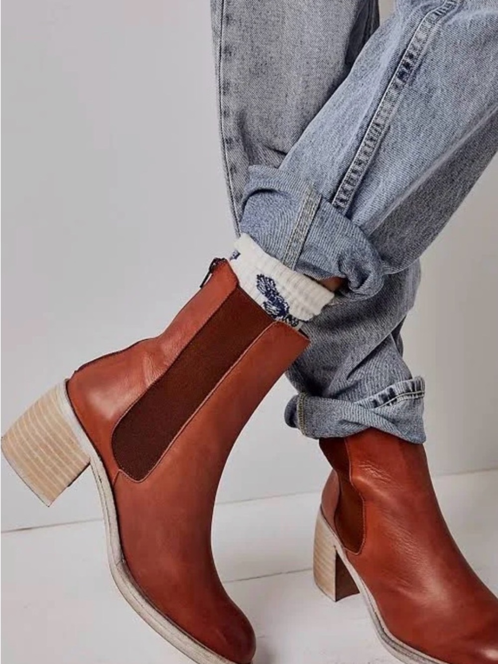 Free People Chelsea Boots - Picture 4 of 4